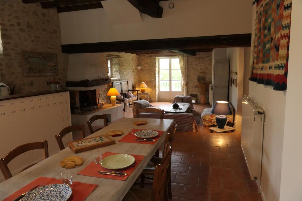 La Ferme Dague Bed and Breakfast Lasseube Exteriör bild