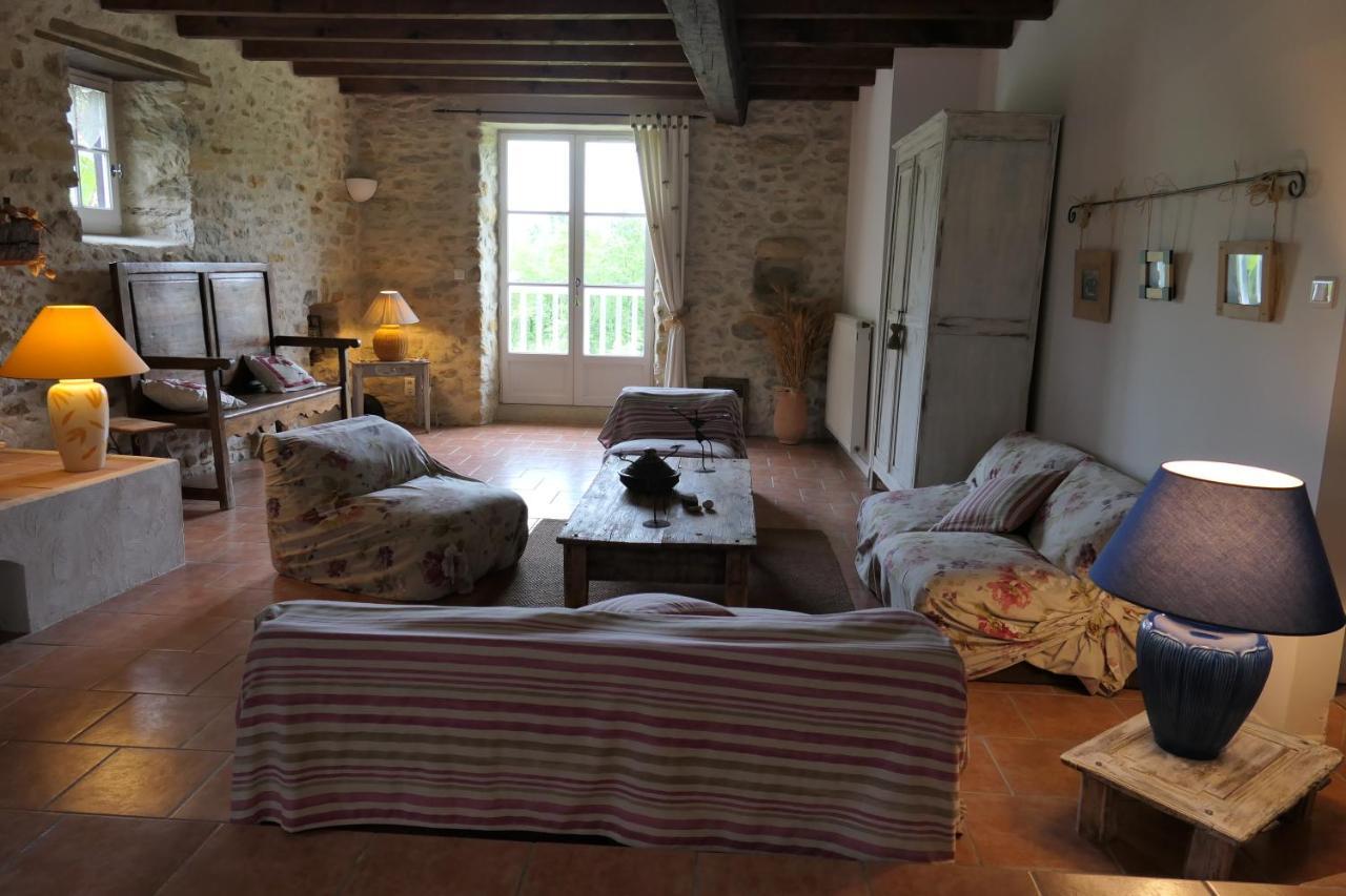 La Ferme Dague Bed and Breakfast Lasseube Exteriör bild
