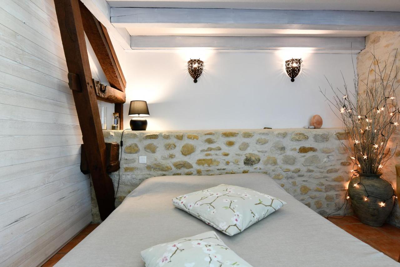 La Ferme Dague Bed and Breakfast Lasseube Exteriör bild